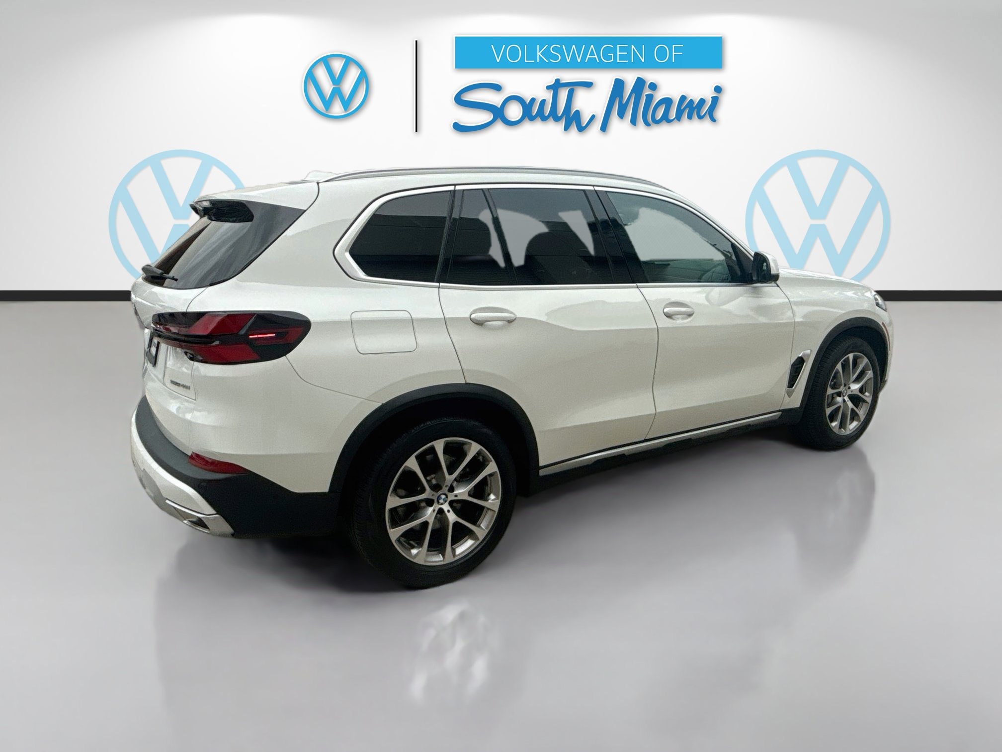 Used 2024 BMW X5 sDrive40i w/ Premium Package RWD image 7