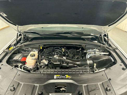 Certified 2023 Jeep Grand Cherokee Altitude image 24