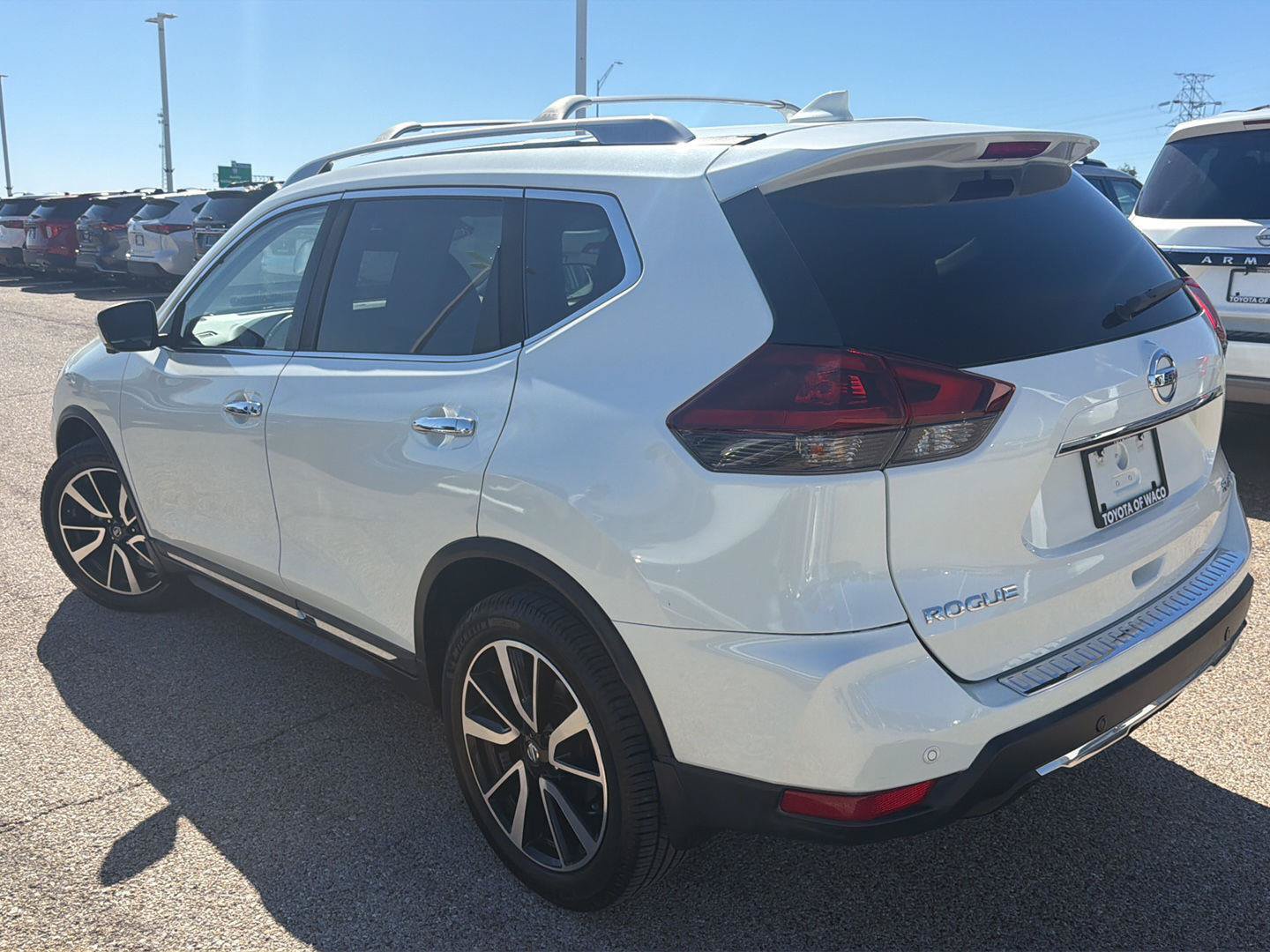 Used 2020 Nissan Rogue SL w/ Premium Package AWD/4WD image 5