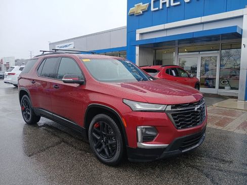 Certified 2023 Chevrolet Traverse Premier w/ Redline Edition image 33