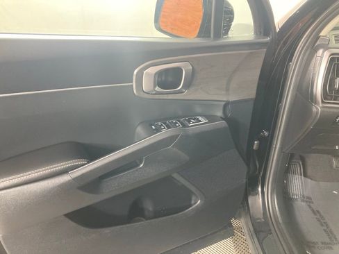 Certified 2024 Kia Sorento X-Line EX image 11