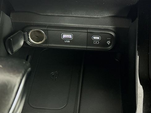 Used 2025 Kia Telluride S image 26