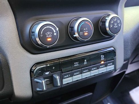 Used 2020 RAM 2500 Tradesman AWD/4WD image 14