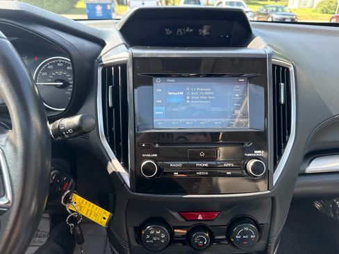 Used 2019 Subaru Forester Premium w/ All-Weather Package AWD/4WD image 20