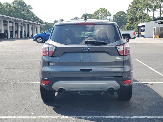 Used 2017 Ford Escape SE w/ Equipment Group 201A FWD image 5