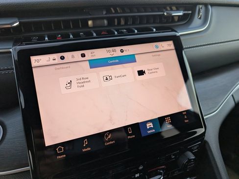 New 2025 Jeep Grand Cherokee L Limited image 27