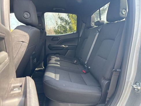 Used 2023 Chevrolet Colorado Trail Boss w/ Technology Package image 25