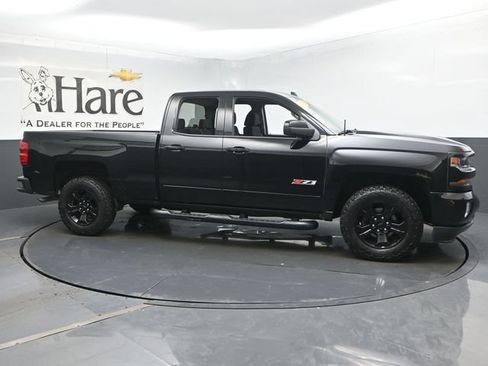 Used 2018 Chevrolet Silverado 1500 LT w/ Midnight Edition AWD/4WD image 67