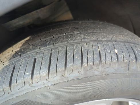 Used 2022 GMC Terrain SLT w/ LPO, Floor Liner Package image 32