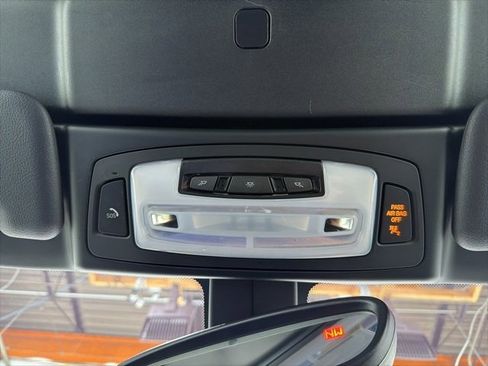 Used 2018 BMW 230i xDrive Convertible image 27