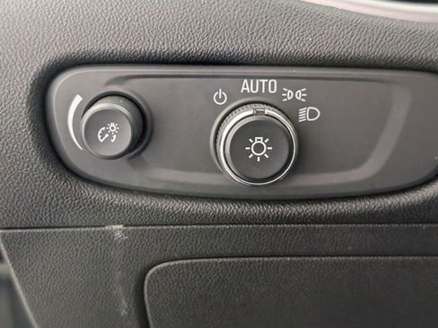 Used 2023 Chevrolet Malibu LT image 15