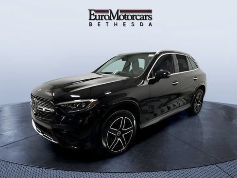 Used 2026 Mercedes-Benz GLC 300 4MATIC image 1