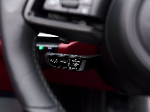 Used 2022 Porsche 911 Turbo S w/ 911 Turbo Sportdesign Package image 51