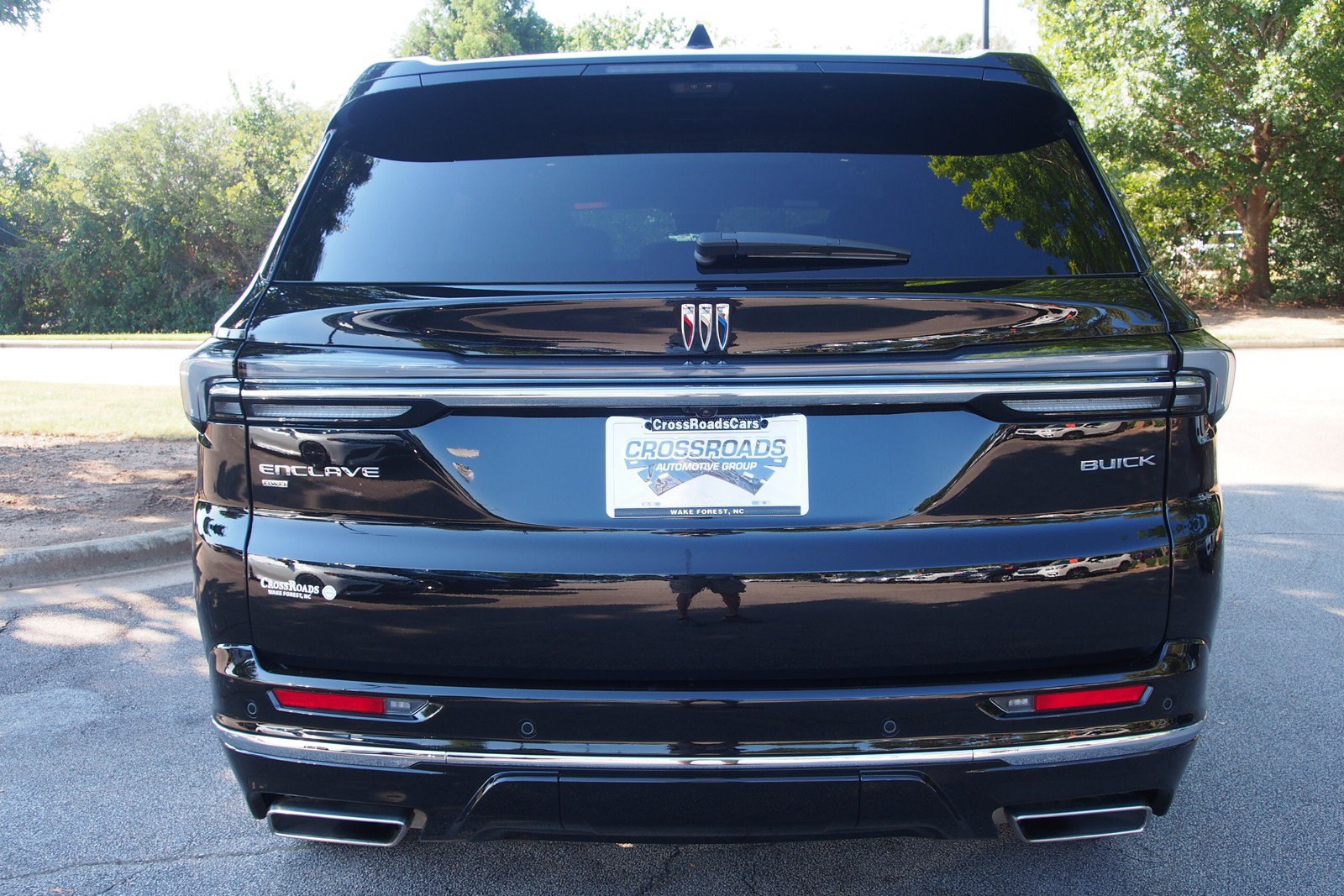 Used 2026 Buick Enclave Avenir w/ Super Cruise Package AWD/4WD image 6
