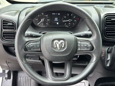 Used 2025 RAM ProMaster 2500 w/ Convenience Group FWD image 14