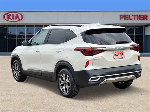 Used 2023 Kia Seltos EX image 6