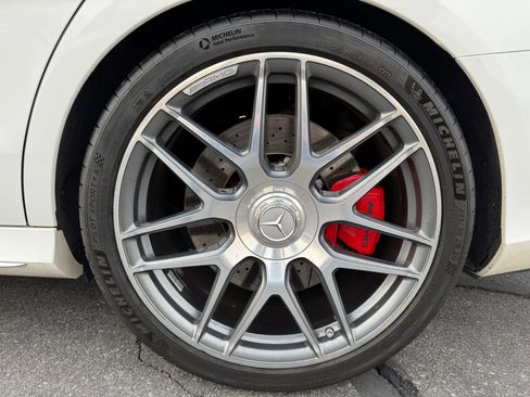 Used 2018 Mercedes-Benz E 63 AMG S image 9