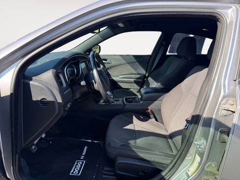 Used 2017 Dodge Charger R/T image 10