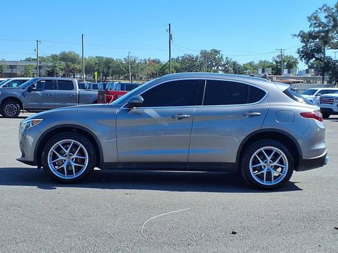 Used 2019 Alfa Romeo Stelvio Ti w/ TI Performance Package AWD/4WD image 4