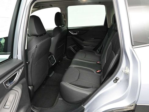 Used 2021 Subaru Forester Premium AWD/4WD image 58