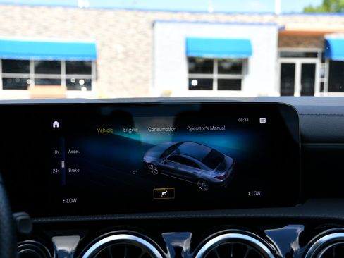 Used 2023 Mercedes-Benz CLA 250 image 19