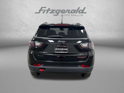 Used 2022 Jeep Compass Trailhawk w/ Trailhawk Elite Group AWD/4WD image 4