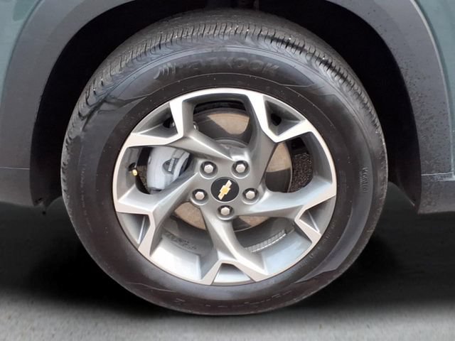 Used 2025 Chevrolet Trax LT w/ Driver Confidence Package FWD image 10