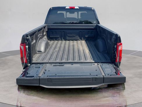 Used 2025 Ford F150 Platinum AWD/4WD image 14