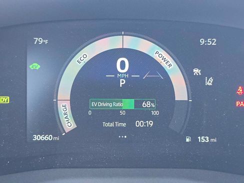 Certified 2025 Toyota Camry SE FWD image 19