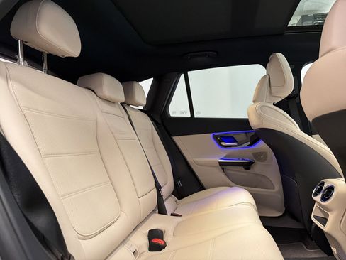 Certified 2026 Mercedes-Benz GLC 300 image 29