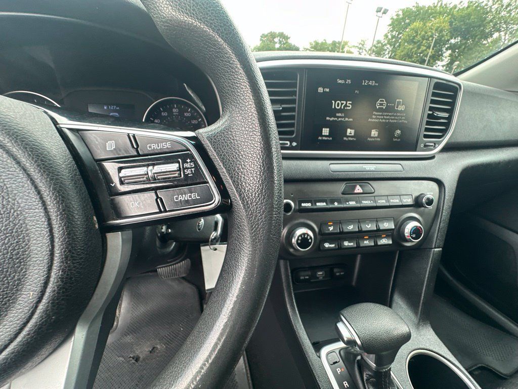 Used 2022 Kia Sportage LX AWD/4WD image 15