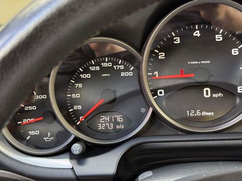 Used 2005 Porsche 911 Carrera image 22