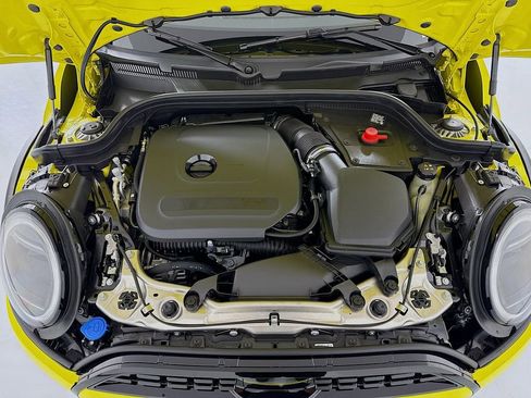 New 2026 MINI Cooper 2-Door Hardtop image 27