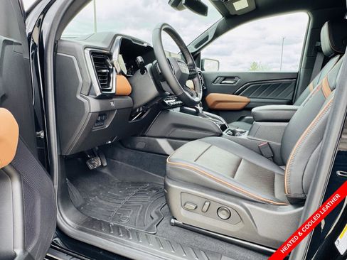 Used 2024 GMC Canyon AT4 w/ AT4 Premium Package image 3