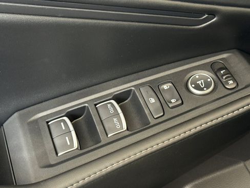 Used 2024 Honda Accord Sport image 13