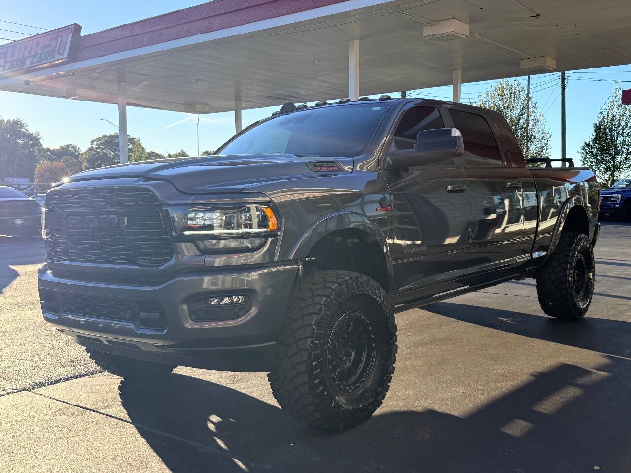 Used 2022 RAM 3500 Limited AWD/4WD image 6