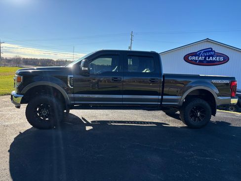Used 2022 Ford F250 Lariat w/ Tremor Off-Road Package image 7