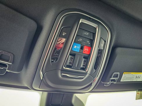 New 2026 Jeep Grand Cherokee Altitude AWD/4WD image 29