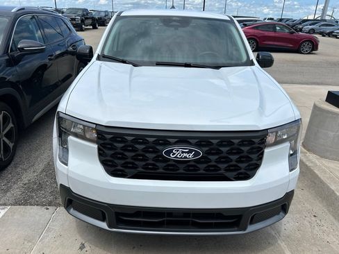 Used 2026 Ford Maverick XLT w/ XLT Luxury Package AWD/4WD image 2