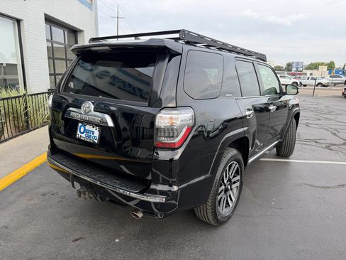 Used 2017 Toyota 4Runner Limited AWD/4WD image 7