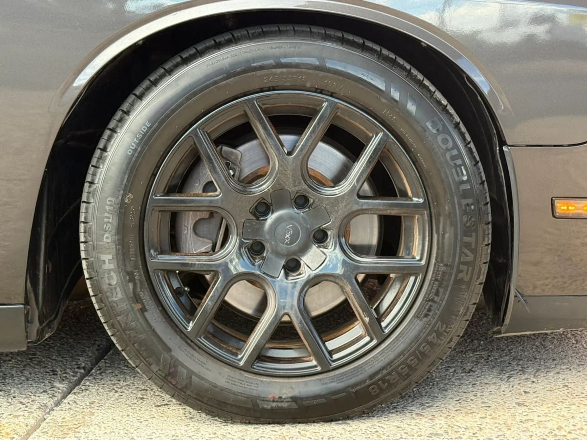 Used 2013 Dodge Challenger R/T RWD image 25