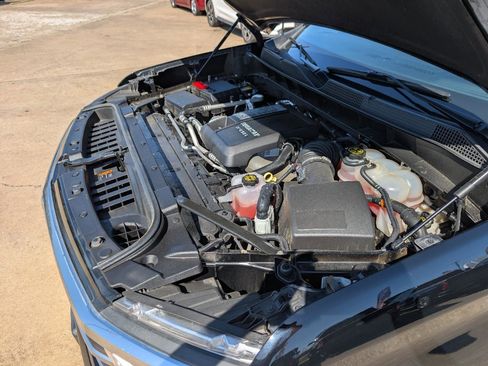 Used 2022 Chevrolet Silverado 1500 High Country w/ High Country Premium Package image 13