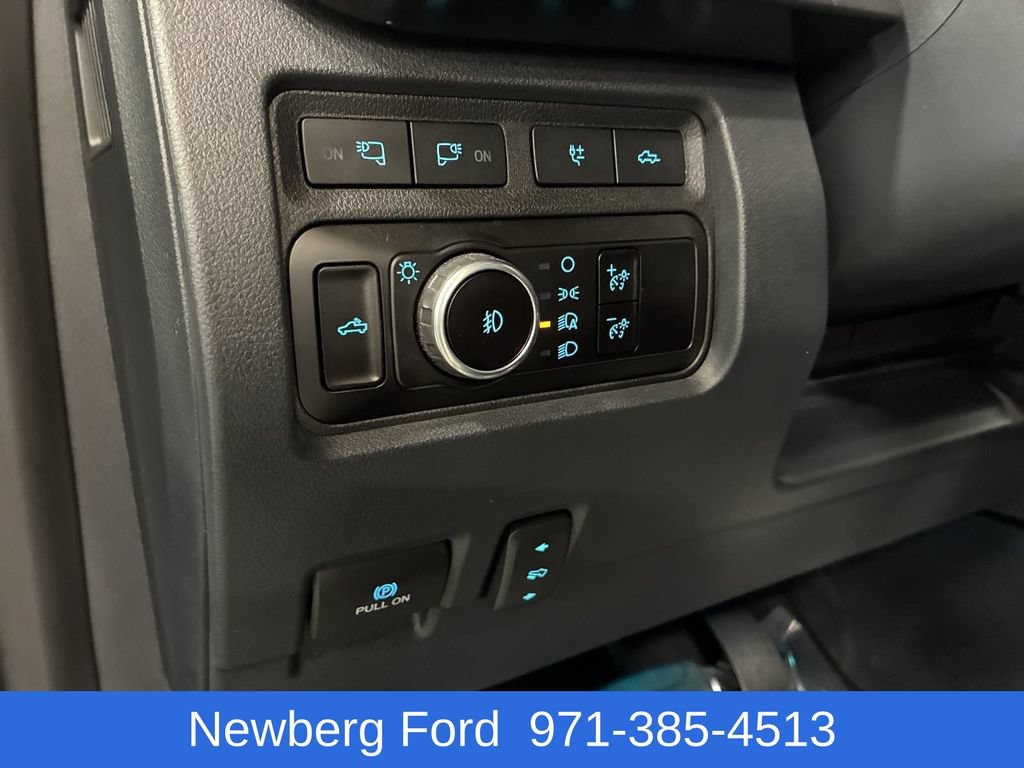 Used 2023 Ford F350 Platinum AWD/4WD image 20