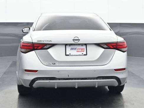 Used 2022 Nissan Sentra S image 5