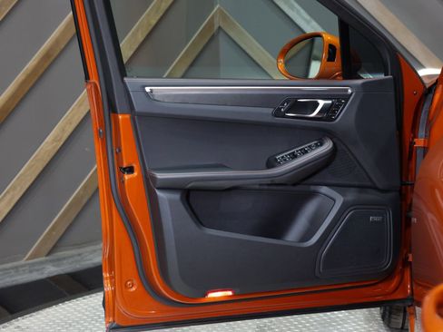 Used 2022 Porsche Macan GTS w/ Premium Package Plus image 40