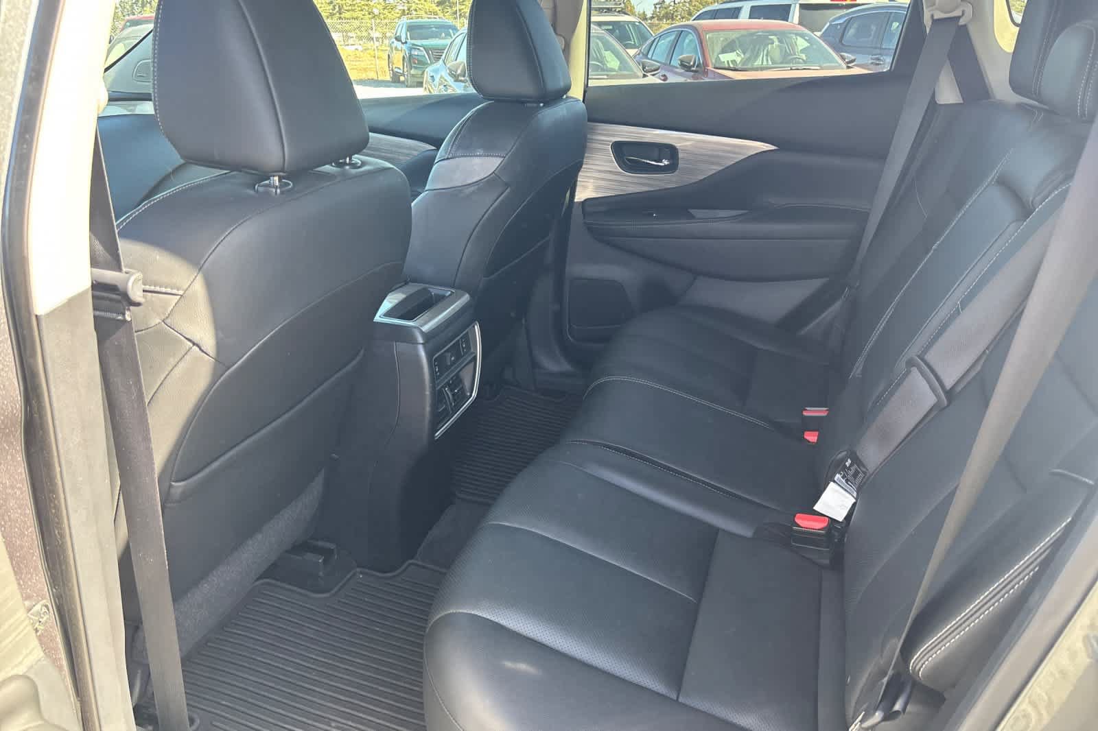 Used 2018 Nissan Murano Platinum w/ Cargo Package FWD image 5