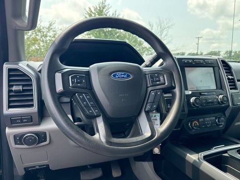 Used 2021 Ford F250 XLT w/ XLT Premium Package AWD/4WD image 11