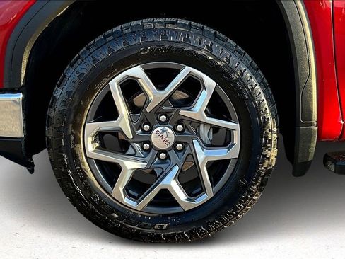 Used 2024 GMC Sierra 1500 SLT w/ SLT Premium Package image 39