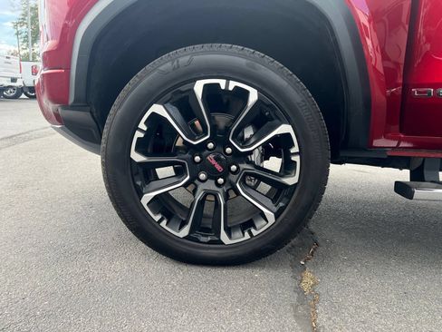 Used 2026 GMC Canyon Denali AWD/4WD image 31
