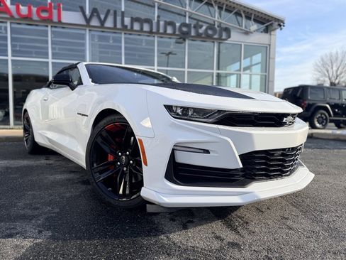 Used 2021 Chevrolet Camaro SS w/ Redline Edition image 8
